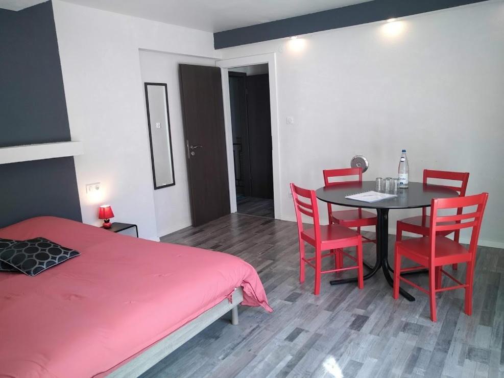 La Grande Fosse Chambres D'Hotes Les Houes מראה חיצוני תמונה