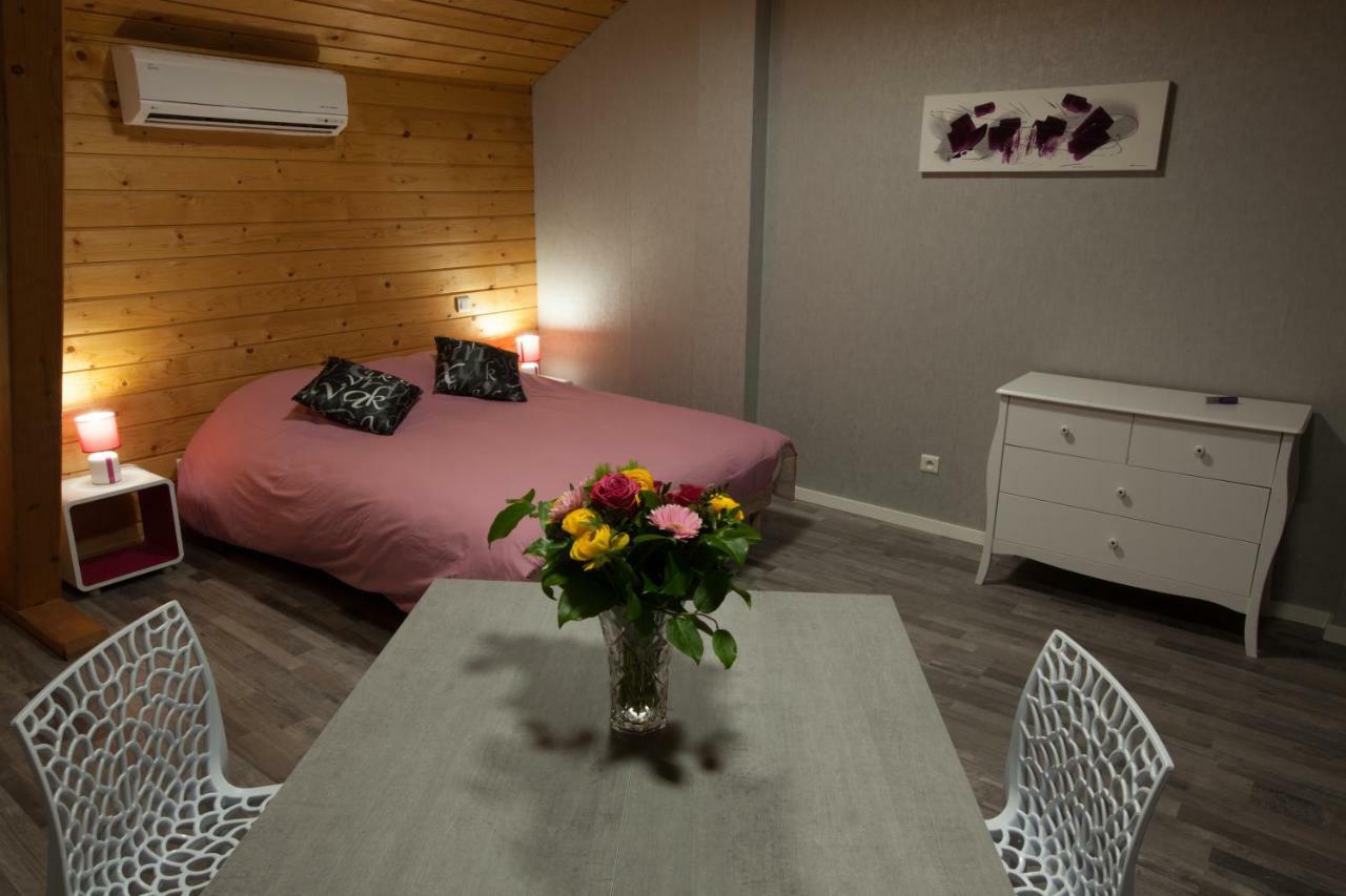 La Grande Fosse Chambres D'Hotes Les Houes מראה חיצוני תמונה